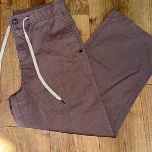 VUORI capris size small